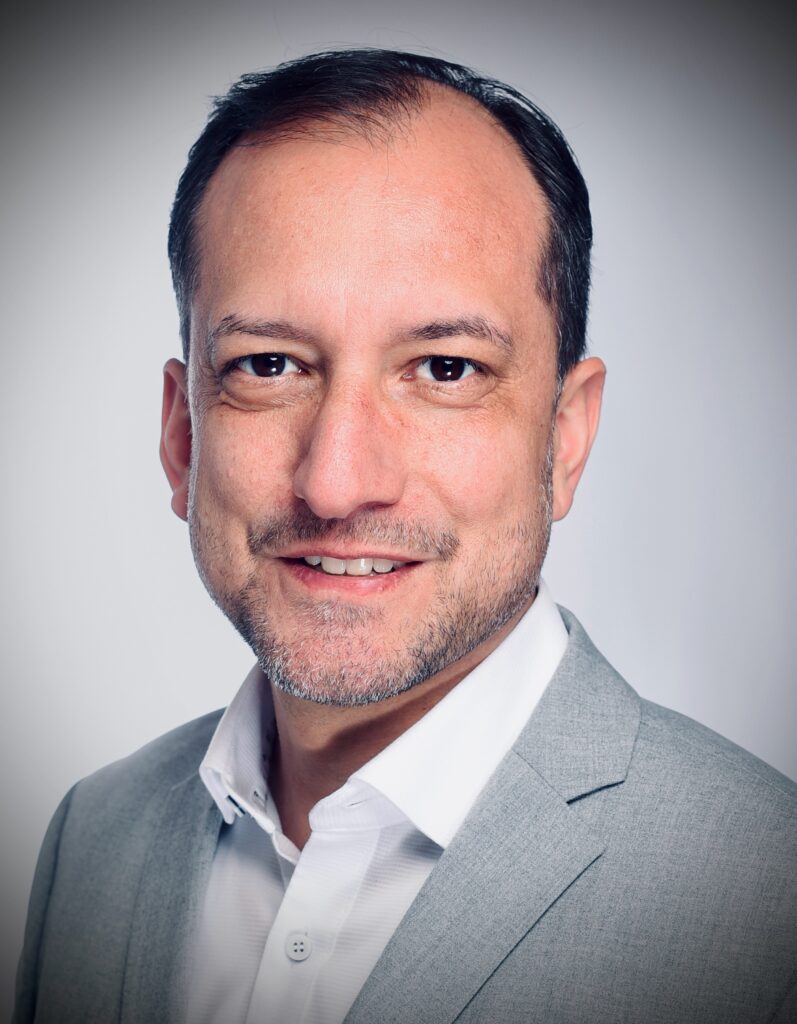 Niels Wiecker